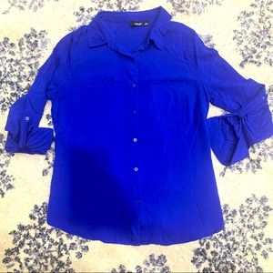 🌟SALE a.n.a Women’s Size L Blue Button-Down